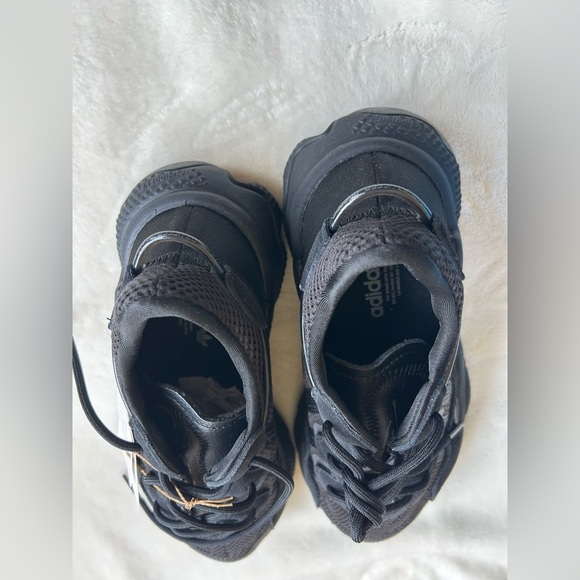 Adidas Ozweego Black Sneakers (New in Box) - Picture 5 of 8